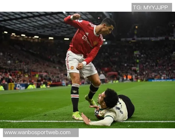 阿莫林谈C罗评价:曼联曾犯错但现正积极改进球队形象