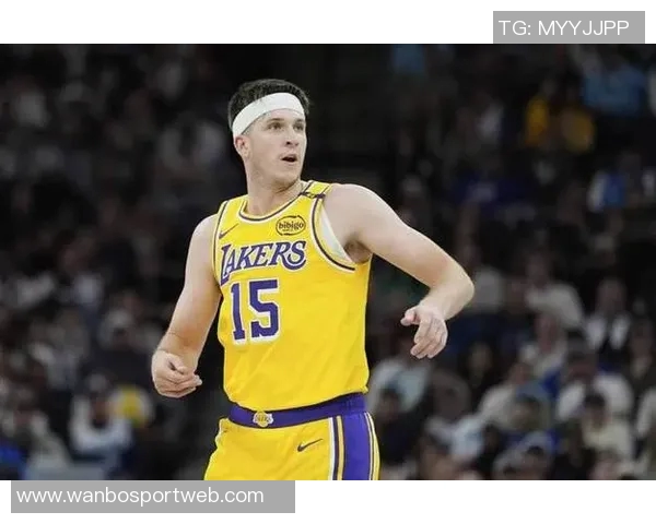 湖人首发防守问题亟待解决里夫斯首发是否合适引发争议 湖人首发防守问题亟待解决里夫斯首发是否合适引发争议