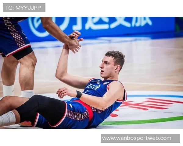 约维奇赞队友优秀场下关系更重要感受如同家一般温暖